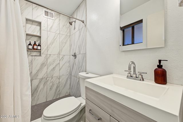 2501 E BLANCHE Drive, Phoenix, AZ 85032