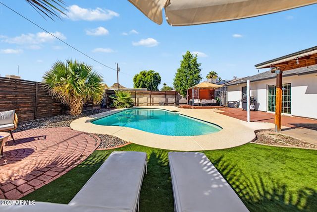 2501 E BLANCHE Drive, Phoenix, AZ 85032