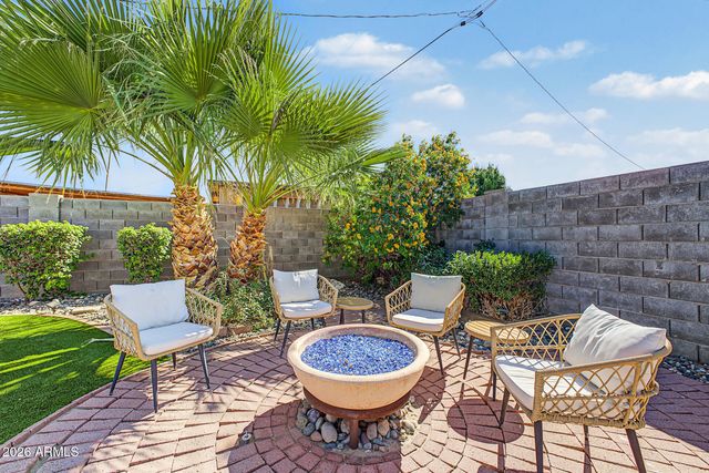 2501 E BLANCHE Drive, Phoenix, AZ 85032