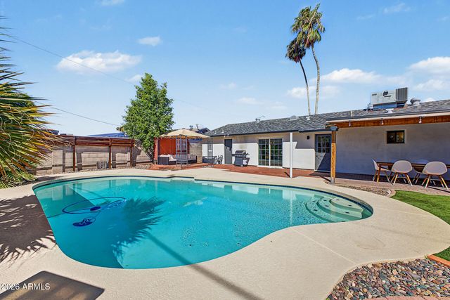 2501 E BLANCHE Drive, Phoenix, AZ 85032