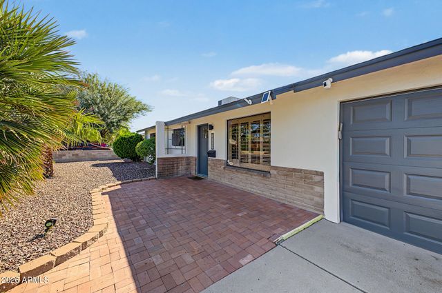 2501 E BLANCHE Drive, Phoenix, AZ 85032