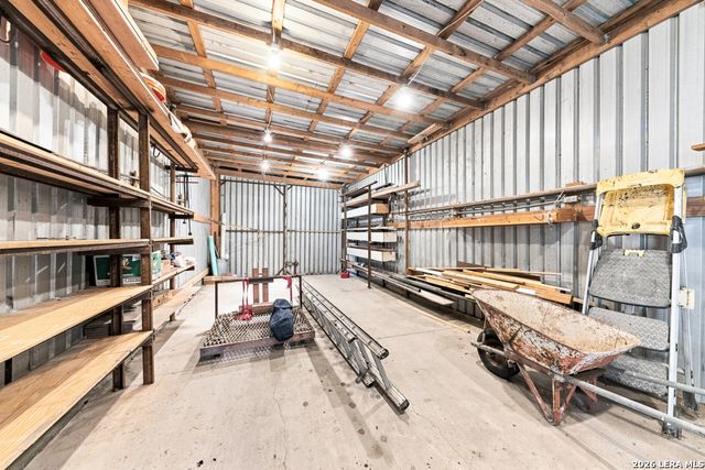 2531 LOWER SEGUIN RD, Marion, TX 78124