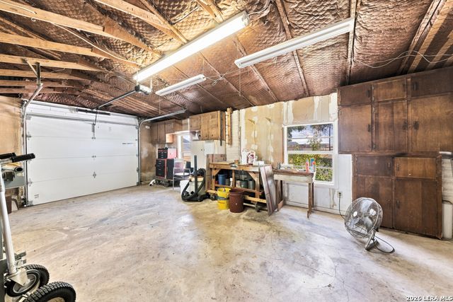 2531 LOWER SEGUIN RD, Marion, TX 78124