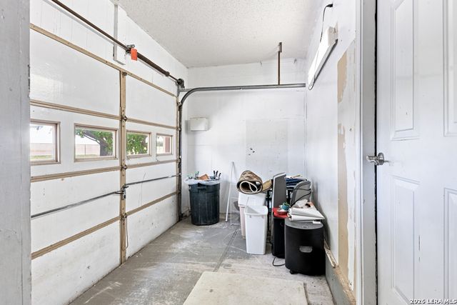 2531 LOWER SEGUIN RD, Marion, TX 78124