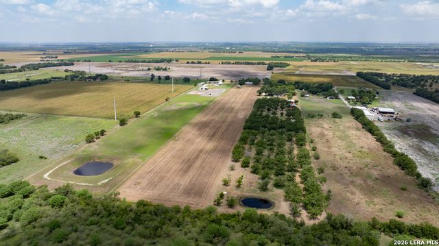 2531 LOWER SEGUIN RD, Marion, TX 78124