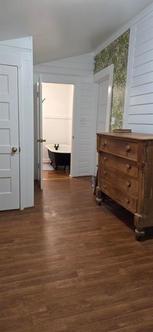 1721 Old Fort Drive, Tallahassee, FL 32301