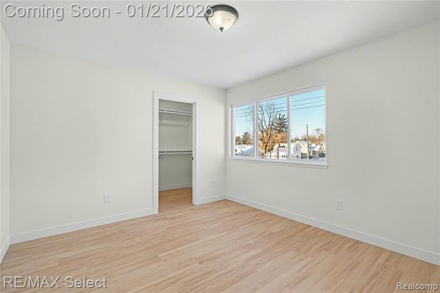 408 3rd Street, Fenton, MI 48430