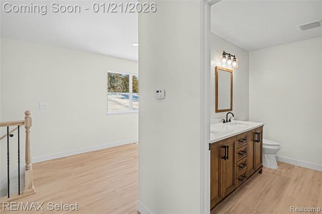 408 3rd Street, Fenton, MI 48430