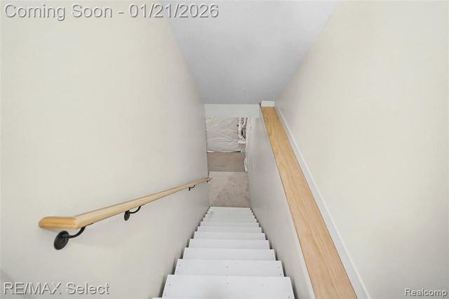 408 3rd Street, Fenton, MI 48430