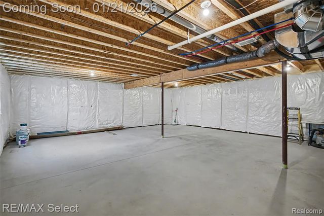 408 3rd Street, Fenton, MI 48430