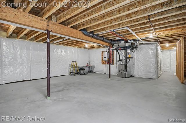 408 3rd Street, Fenton, MI 48430