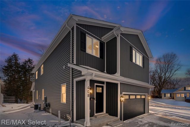 408 3rd Street, Fenton, MI 48430