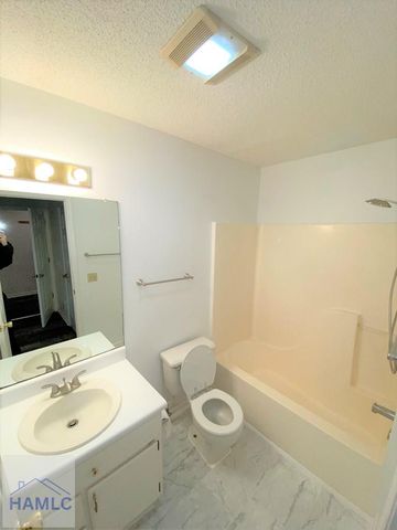 910-54 Brett Drive, Hinesville, GA 31313
