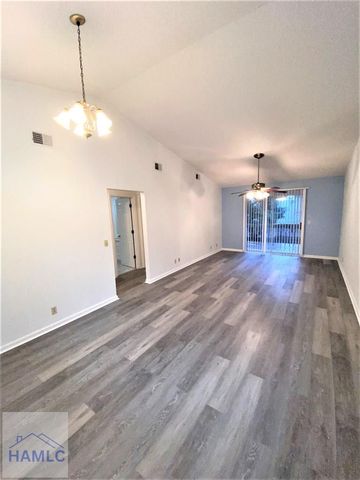 910-54 Brett Drive, Hinesville, GA 31313
