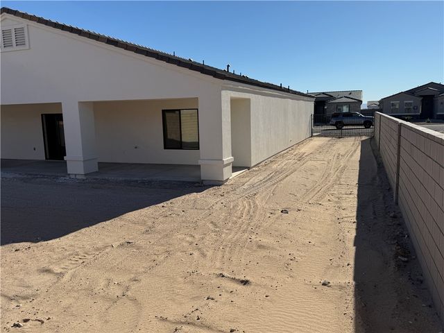 2195 E Hayden Way, Fort Mohave, AZ 86426