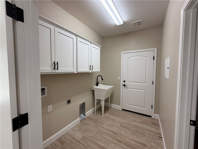 2195 E Hayden Way, Fort Mohave, AZ 86426