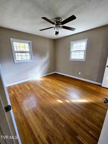 1907 Club Drive, Johnson City, TN 37601