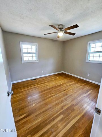 1907 Club Drive, Johnson City, TN 37601
