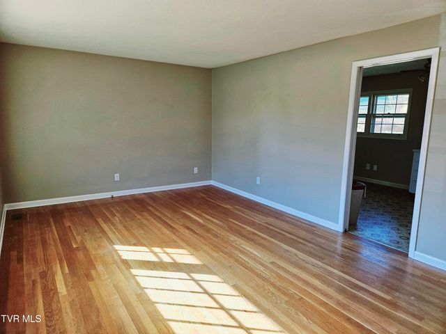 1907 Club Drive, Johnson City, TN 37601