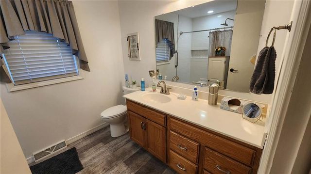 202 S High Street, Arma, KS 66712