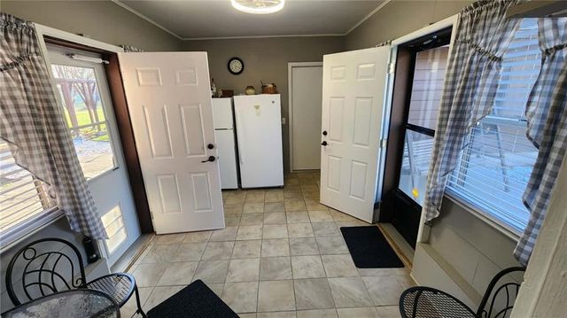 202 S High Street, Arma, KS 66712