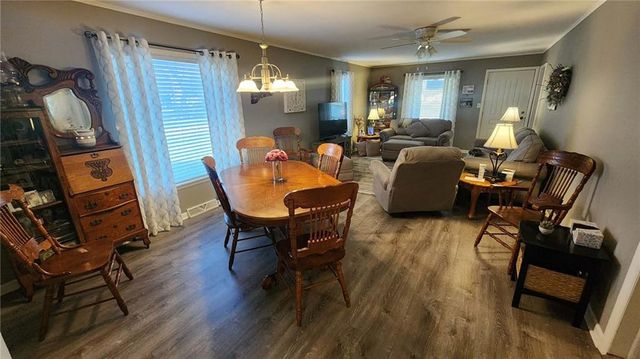 202 S High Street, Arma, KS 66712