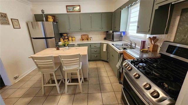 202 S High Street, Arma, KS 66712