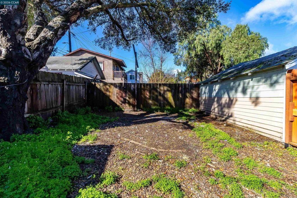 Image 31 of property listing at 125 Broadway St, Vallejo, CA 94590