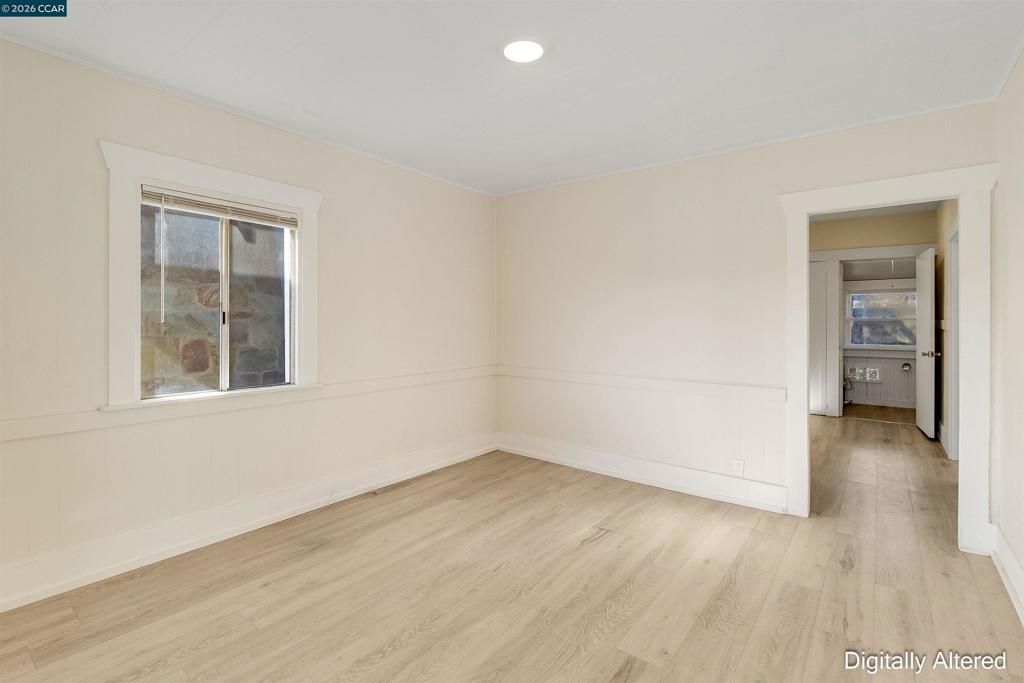 Image 5 of property listing at 125 Broadway St, Vallejo, CA 94590