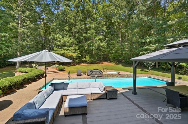 1300 Longleaf Court, Weddington, NC 28104