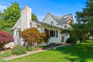 2006 Ekelman Rd, Yakima, WA 98901
