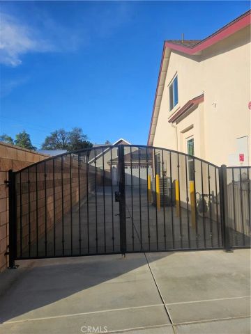 5151 Peony Ct, Riverside, CA 92556