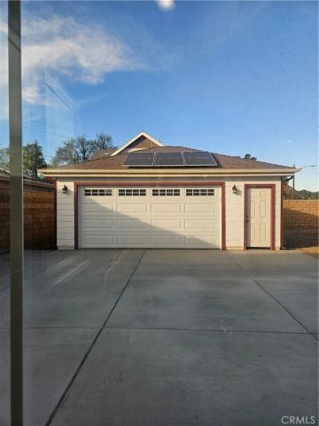 5151 Peony Ct, Riverside, CA 92556