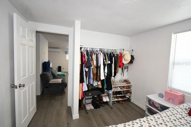 11907 FRONTAGE ROAD, Dade City, FL 33525