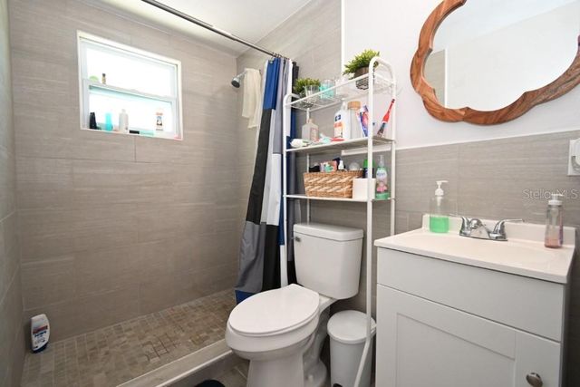 11907 FRONTAGE ROAD, Dade City, FL 33525