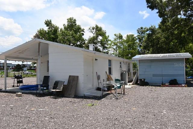 11907 FRONTAGE ROAD, Dade City, FL 33525