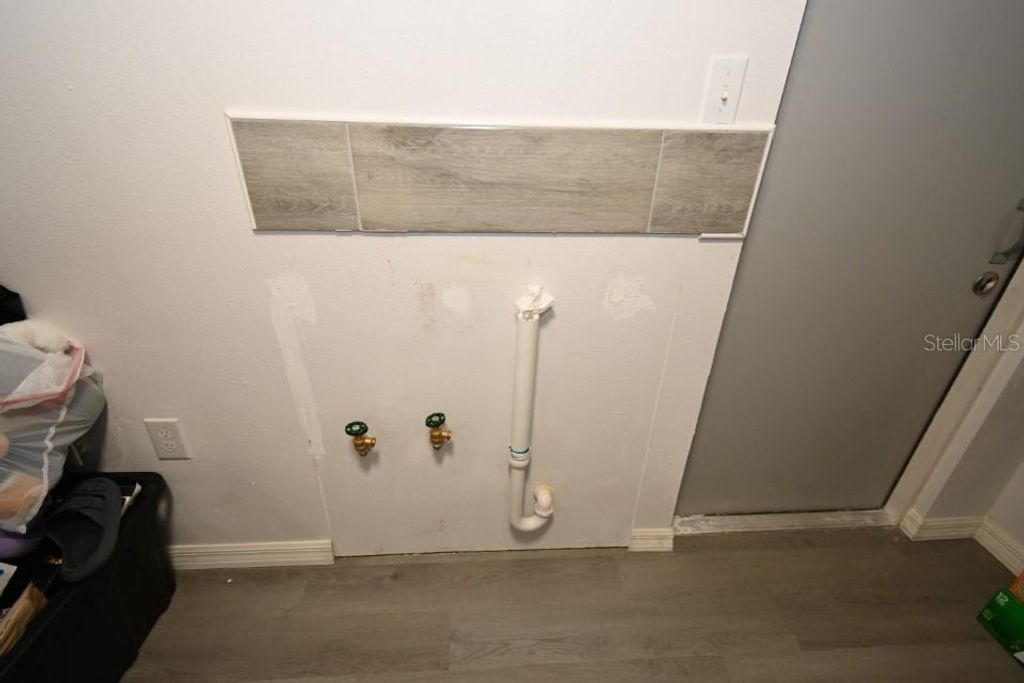 Image 20 of property listing at 11907 FRONTAGE ROAD, Dade City, FL 33525