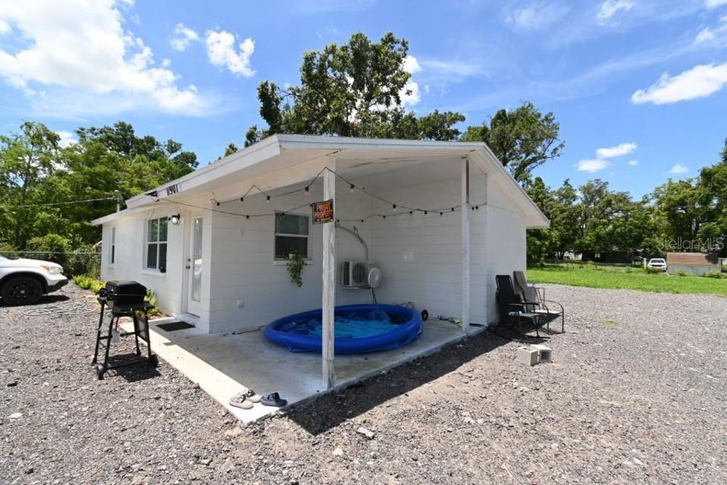 Image 23 of property listing at 11907 FRONTAGE ROAD, Dade City, FL 33525