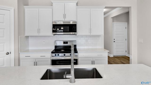276 Crane Hollow Lane, Huntsville, AL 35811
