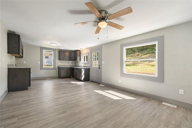 808 Mill St, Bridgeville, PA 15017