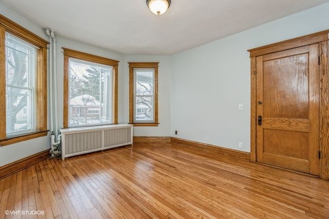 1130 S Oak Park Avenue 2, Oak Park, IL 60304