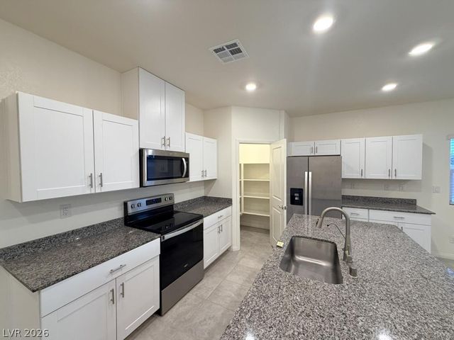 1580 Outlaw Street, Pahrump, NV 89060