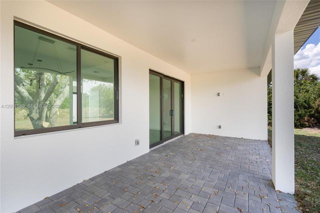 529 N Theodore Vail, Lehigh Acres, FL 33974