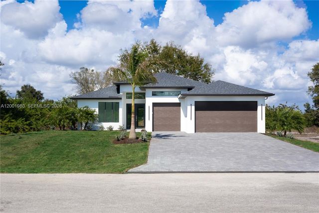529 N Theodore Vail, Lehigh Acres, FL 33974