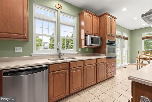 7184 COLLINGWOOD CT, Elkridge, MD 21075