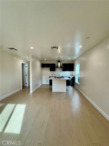 8109 Cole 8113 A, Downey, CA 90242