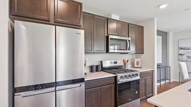 2218 Davidson Way, Yorkville, IL 60560