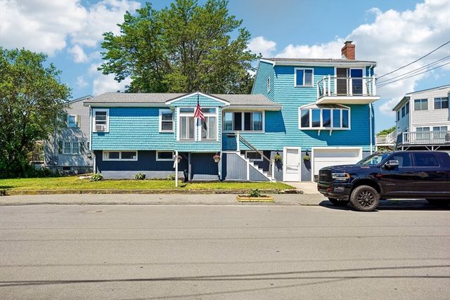 109 Broadsound Ave, Revere, MA 02151