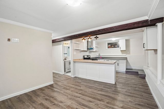 109 Broadsound Ave, Revere, MA 02151