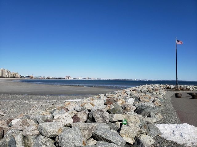 109 Broadsound Ave, Revere, MA 02151